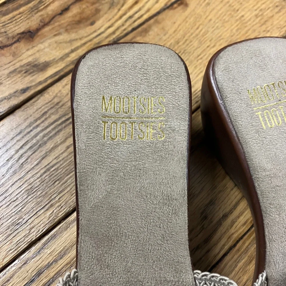 Y2K MOOTSIES TOOTSIES Wedge Sandals Women's 7 1/2 M Tan‎ Woven Strap Comfort